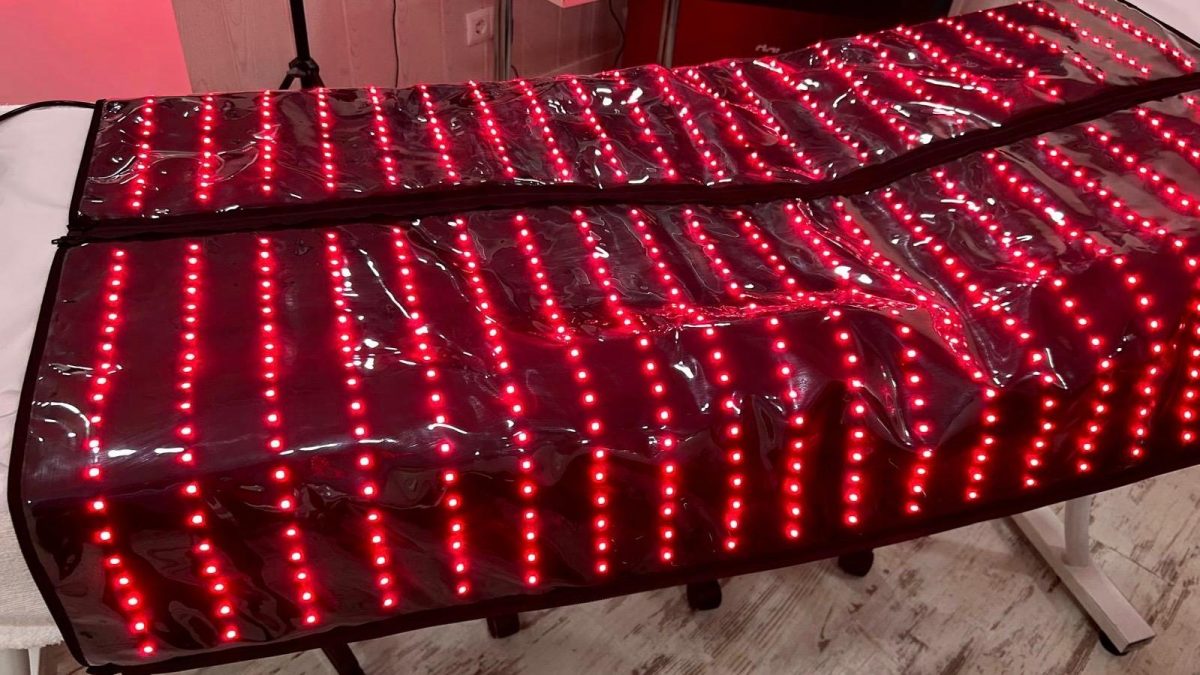 tratamiento corporal con manta de luz roja led para deshinchar el cuerpo y quitar la pesadez en las piernas
